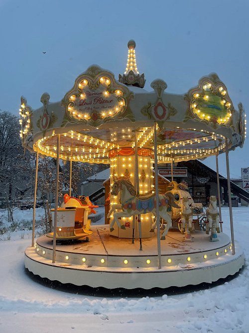 Location stand manège forain carrousel PASTEUR