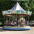 Location de stand manège forain carrousel Mary Poppins